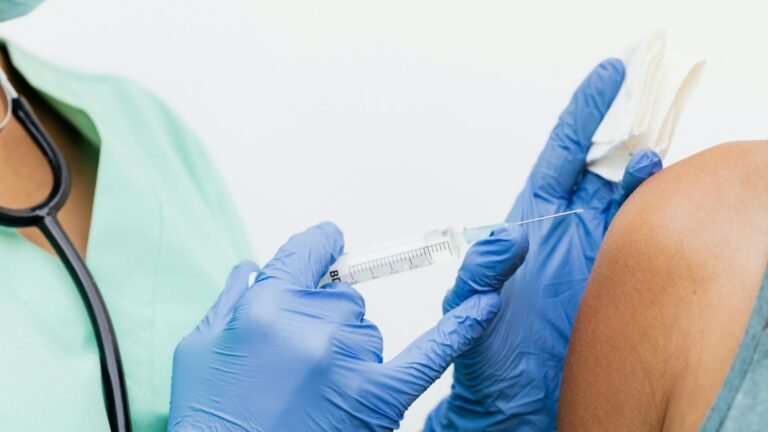 Ultrasound guided shoulder steroid injection